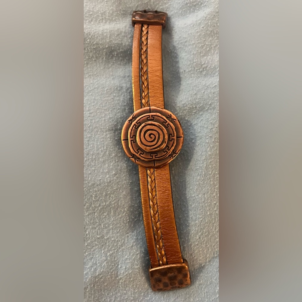Brown Leather Bracelet with Spiral Design in copper - Picture 1 of 4